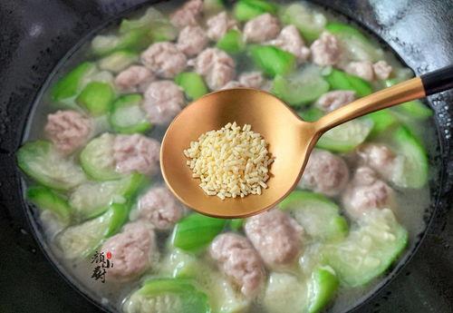 甜宝瓜是怎么吃的啊视频,视频教你轻松解锁美味秘诀