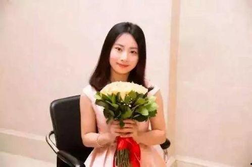 汪集五中女教师吃瓜视频,校园生活瞬间曝光！”