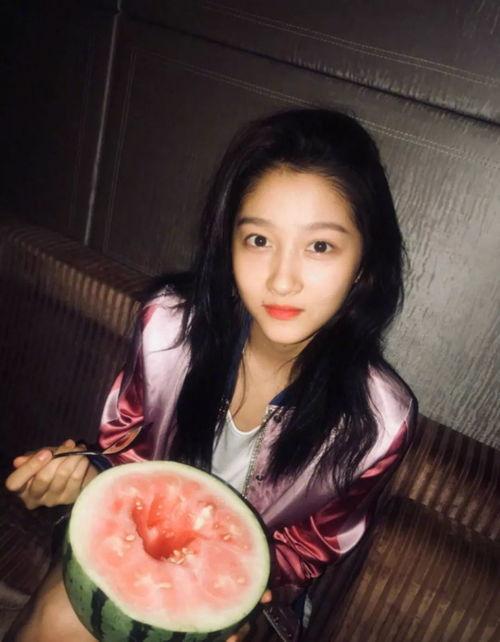 吃瓜拍照大片是真的吗视频,真相还是炒作？