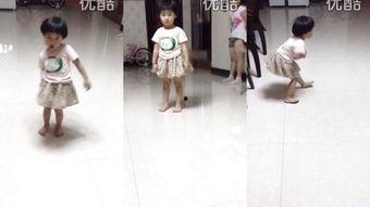 举牌小姐姐吃瓜视频大全,趣味横生，笑料百出