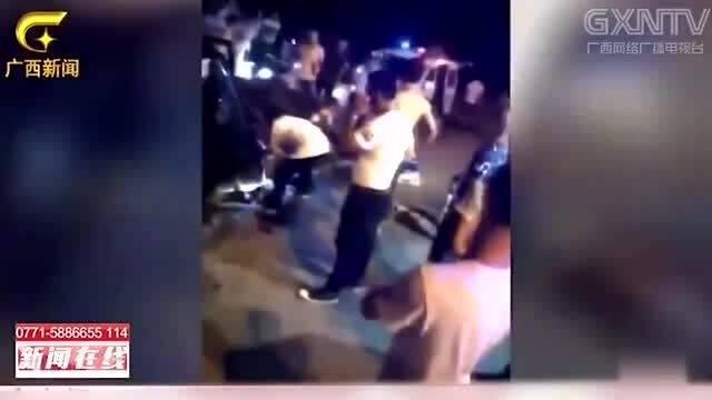 街头追孩子吃瓜视频播放,吃瓜群众围观，视频播放量爆表！